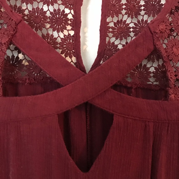 Laced detailed flowy long sleeve - Picture 5 of 8